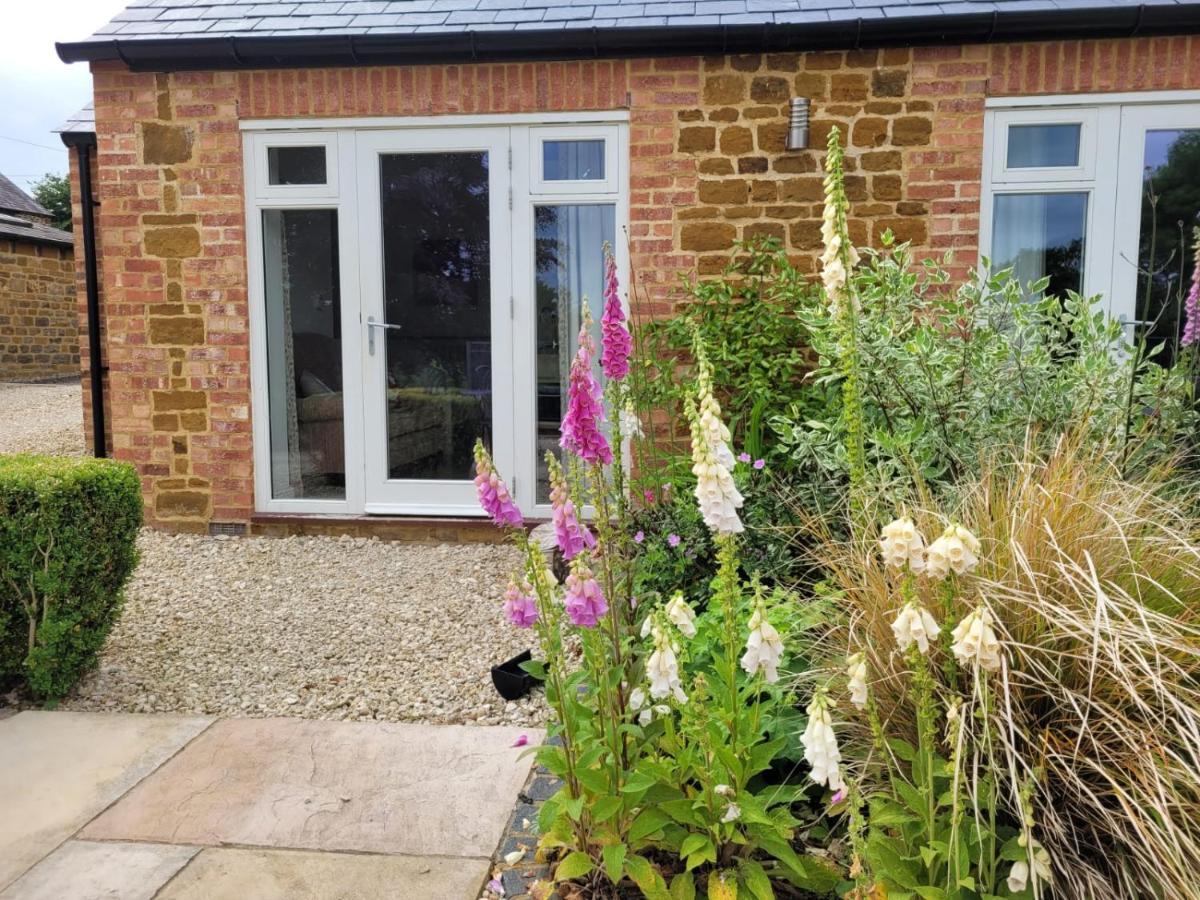 Bay Tree Cottage Accommodation Farthingstone Exterior photo