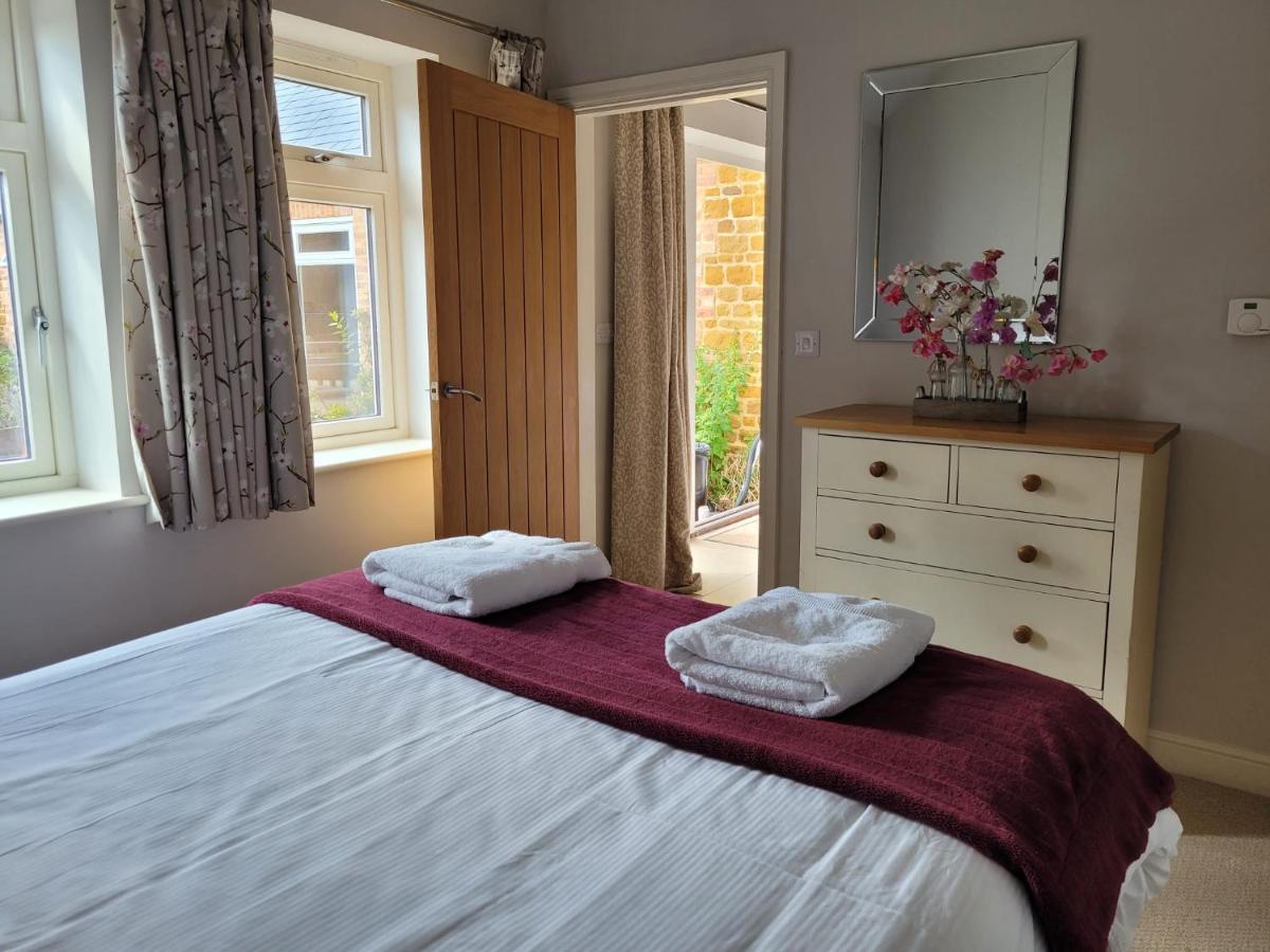 Bay Tree Cottage Accommodation Farthingstone Exterior photo